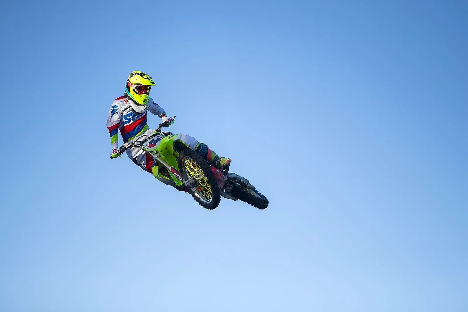 dirt bike racing - حرکات انفرادی نمایشی موتور کراس Motocross 27